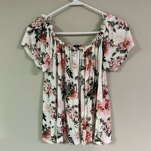 Off the shoulder Floral Pattern Shirt